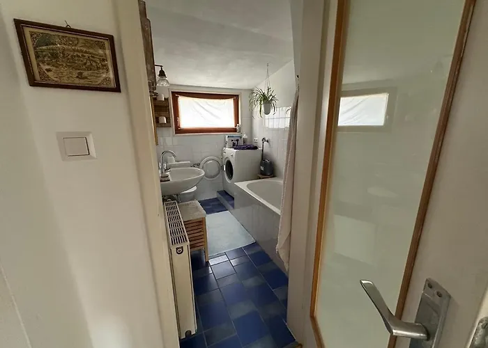 Living Unit, Wood Heated And Authentic דירה *